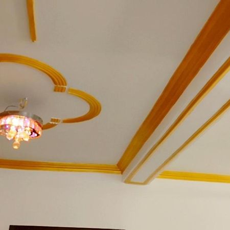 Ganga Paying Guest House فاراناسي الغرفة الصورة