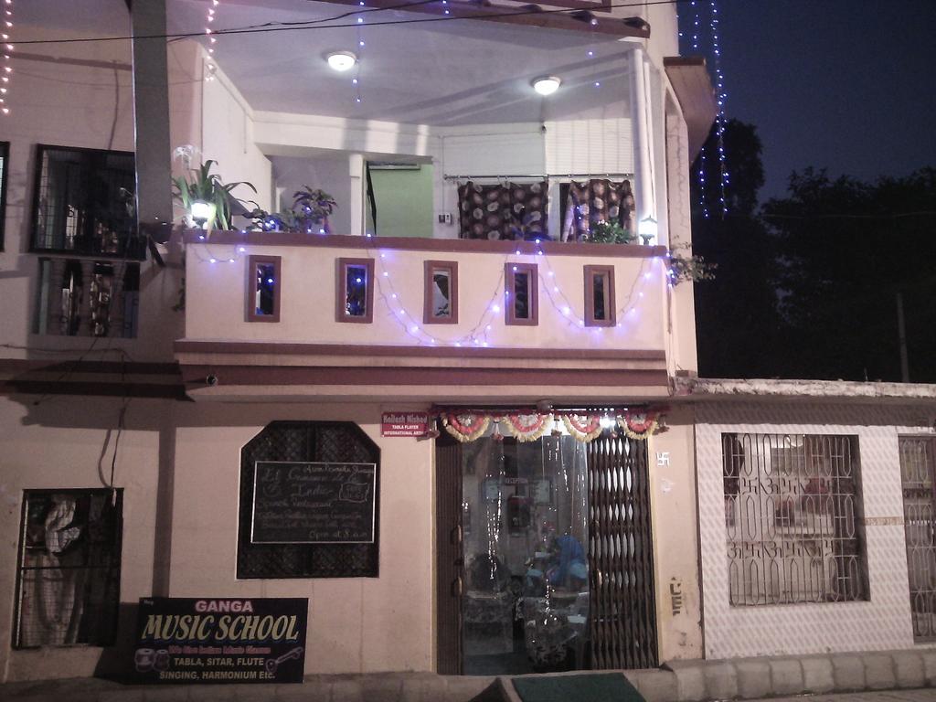Ganga Paying Guest House فاراناسي المظهر الخارجي الصورة