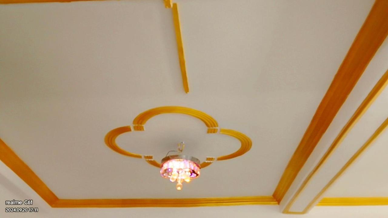 Ganga Paying Guest House فاراناسي الغرفة الصورة