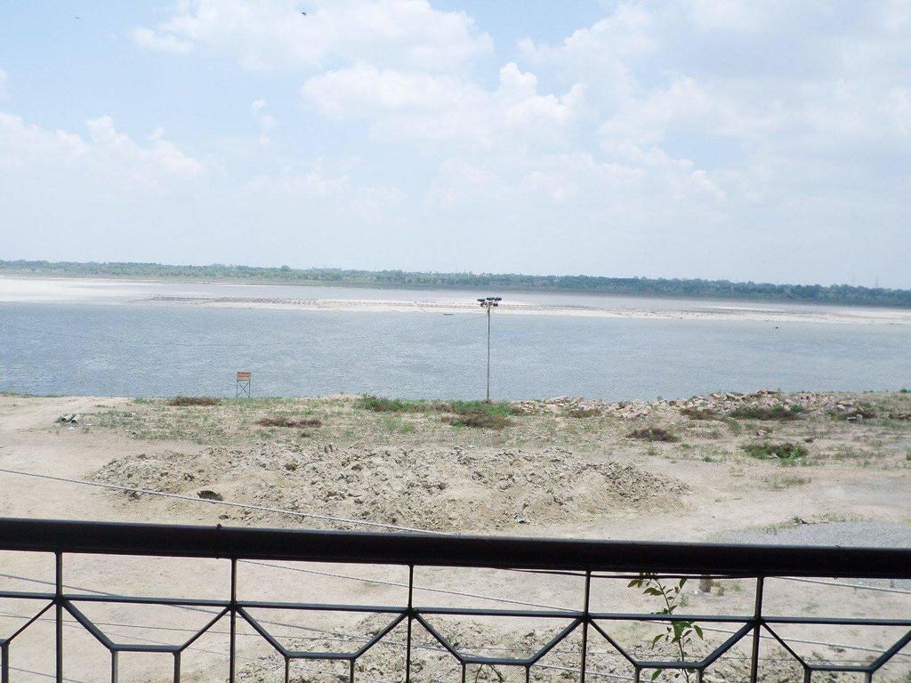 Ganga Paying Guest House فاراناسي المظهر الخارجي الصورة