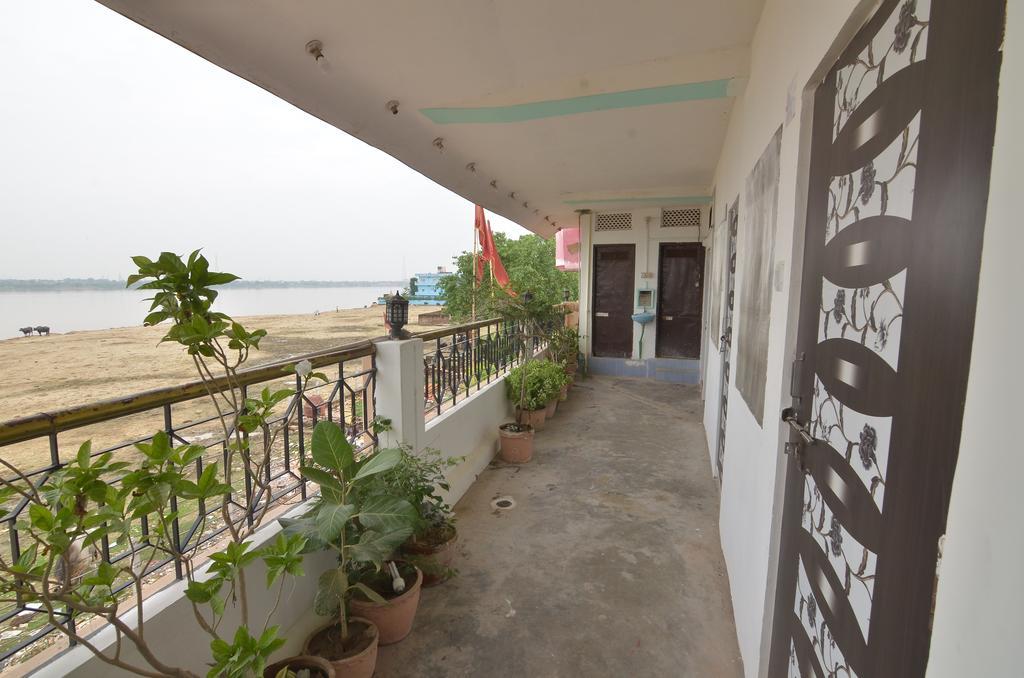Ganga Paying Guest House فاراناسي المظهر الخارجي الصورة