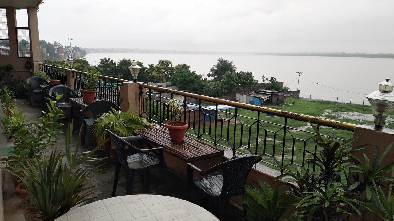 Ganga Paying Guest House فاراناسي المظهر الخارجي الصورة